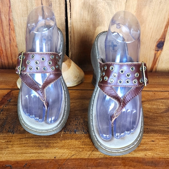 Dr. Martens Shoes - Dr. Martens Chunky Wedge Eartha Sandals